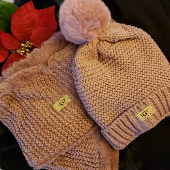 UGG Accessories - UGG HAT AND INFINITY SCARF SET NEW